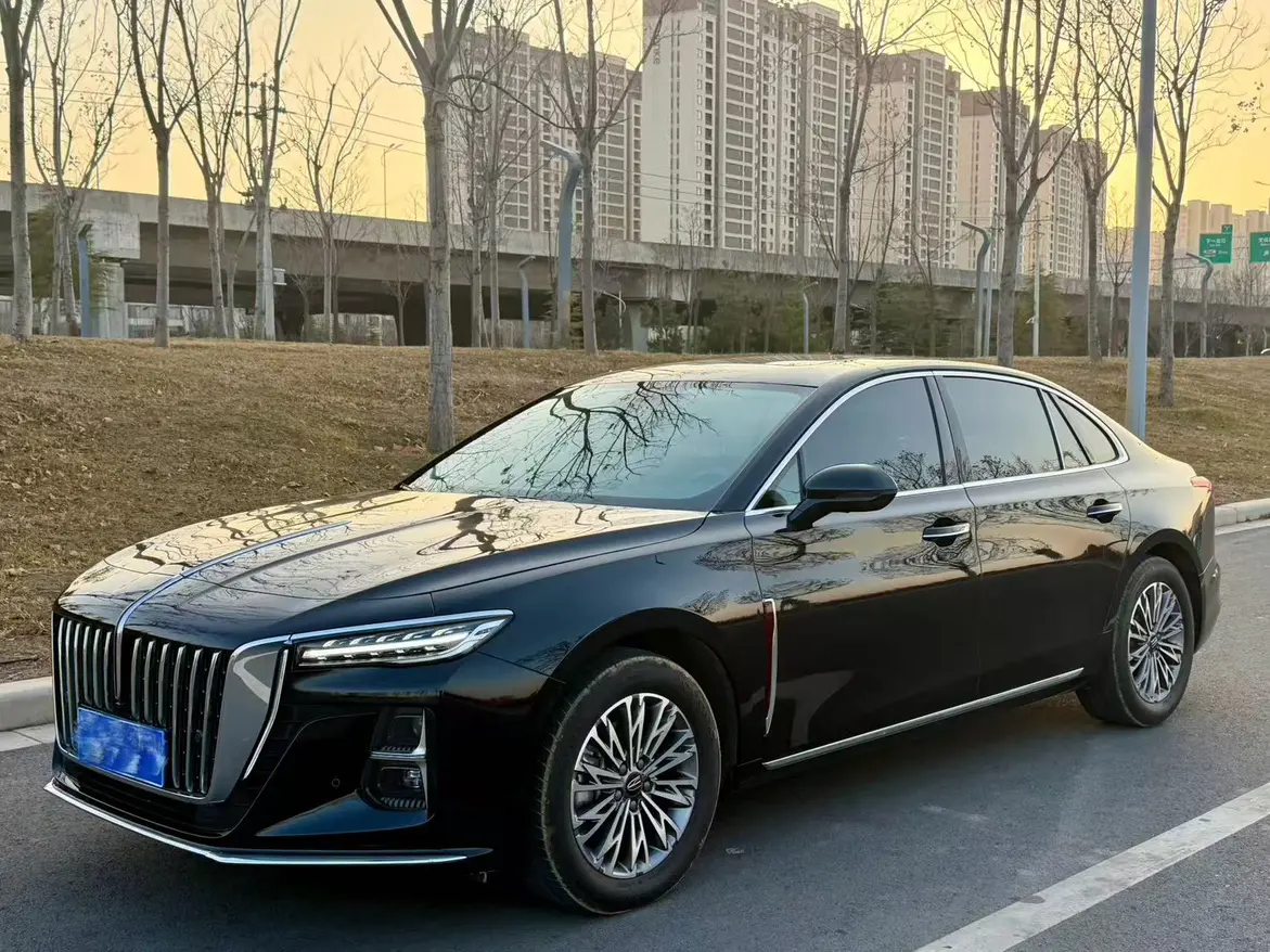 Hongqi H5  из Китая