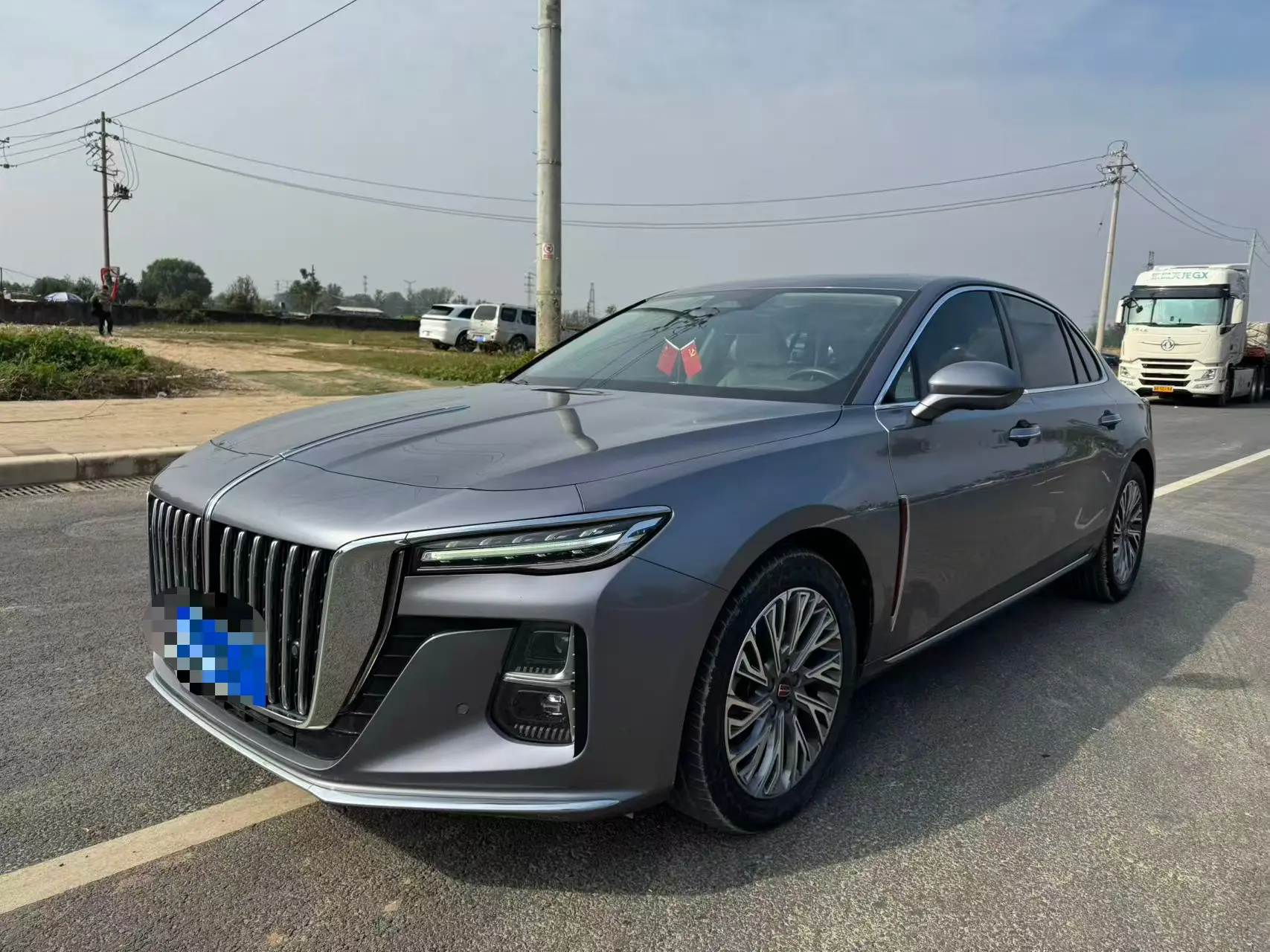 Hongqi H5  из Китая