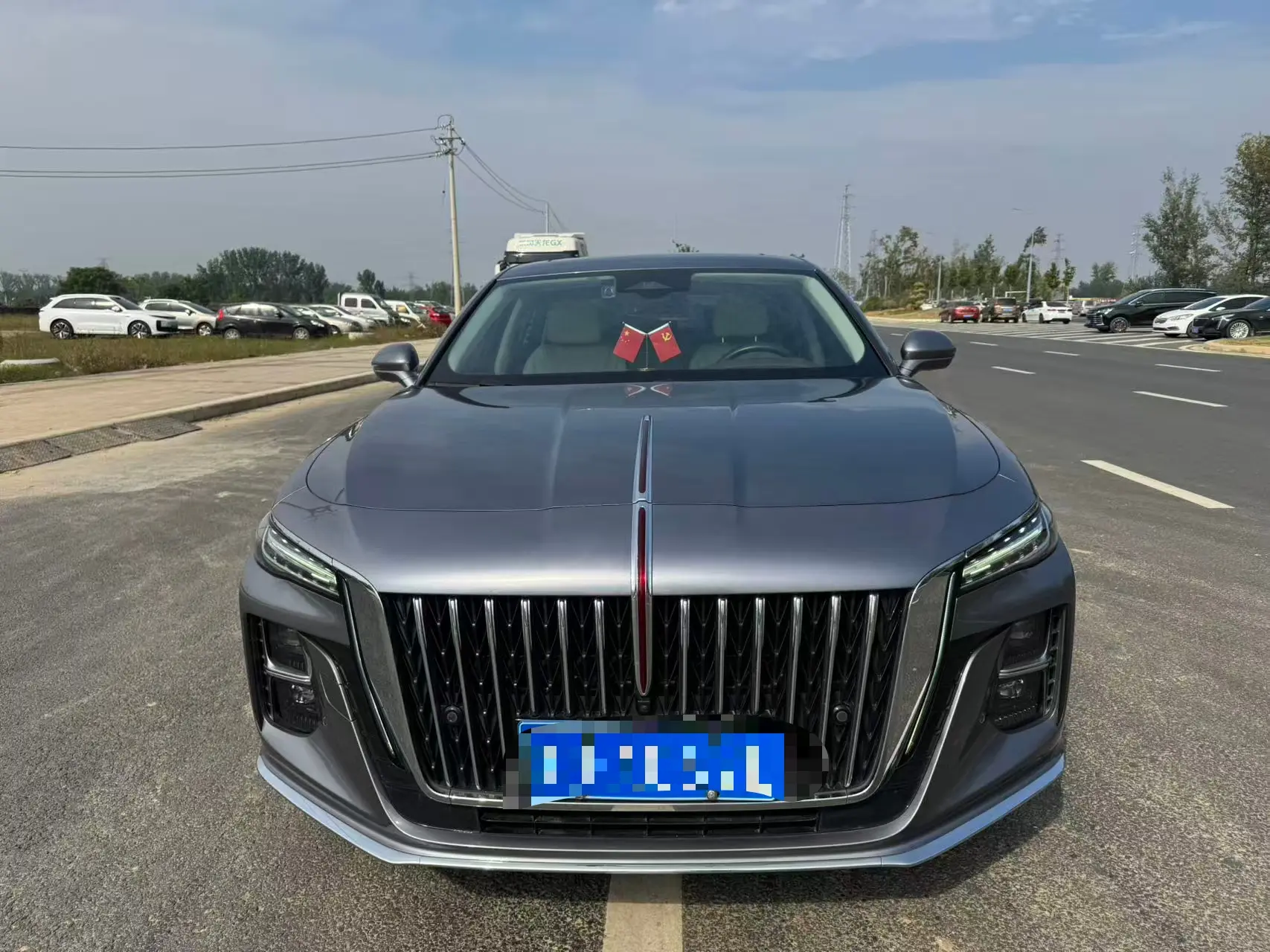 Hongqi H5  из Китая