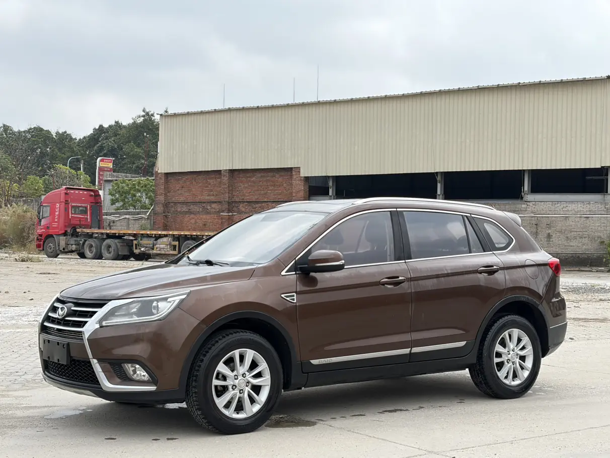 BAIC Magic S6