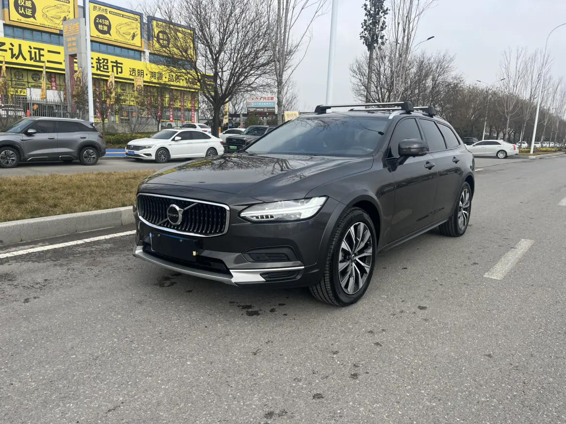 Volvo V90