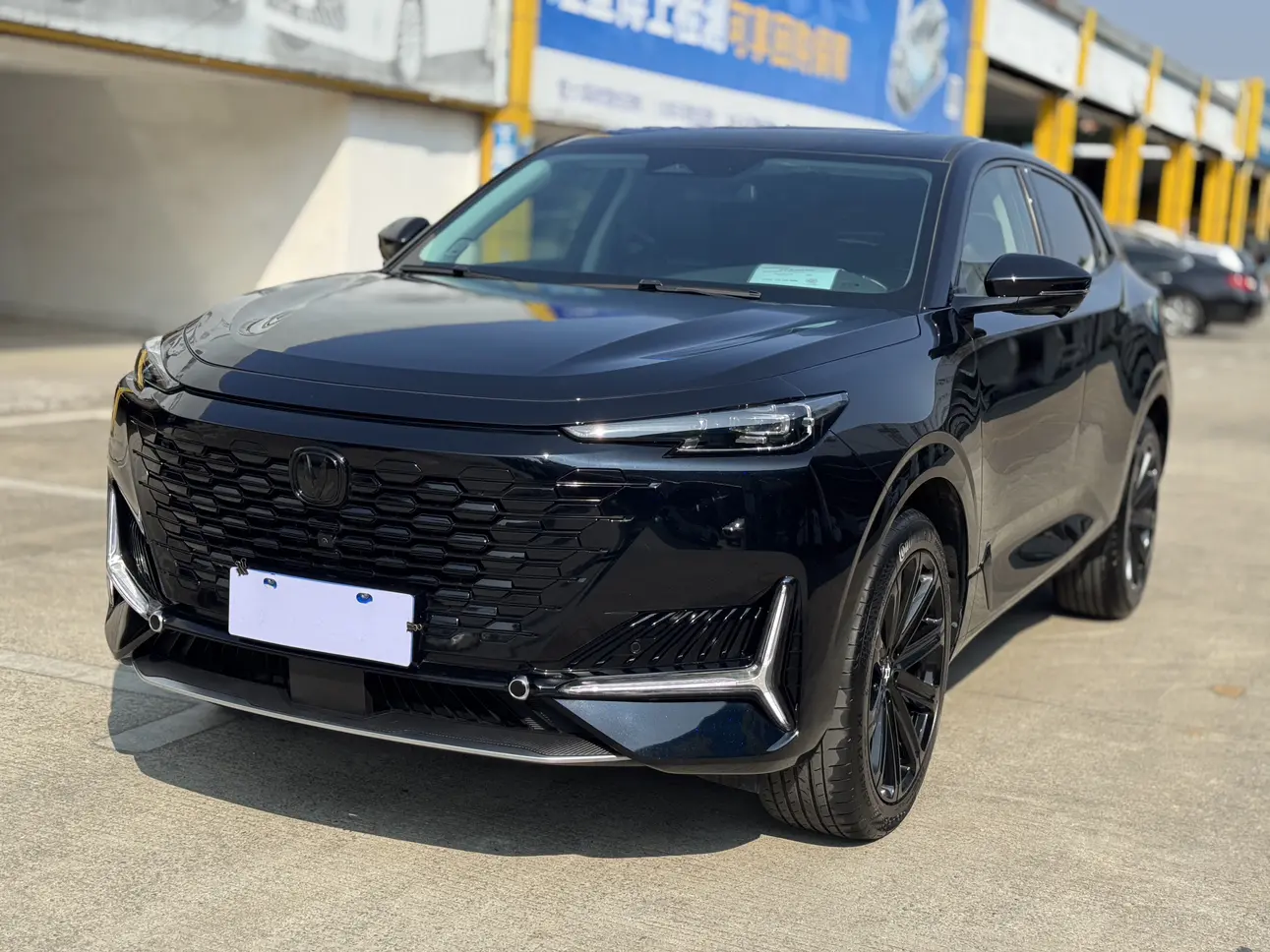 Changan UNI-K  из Китая