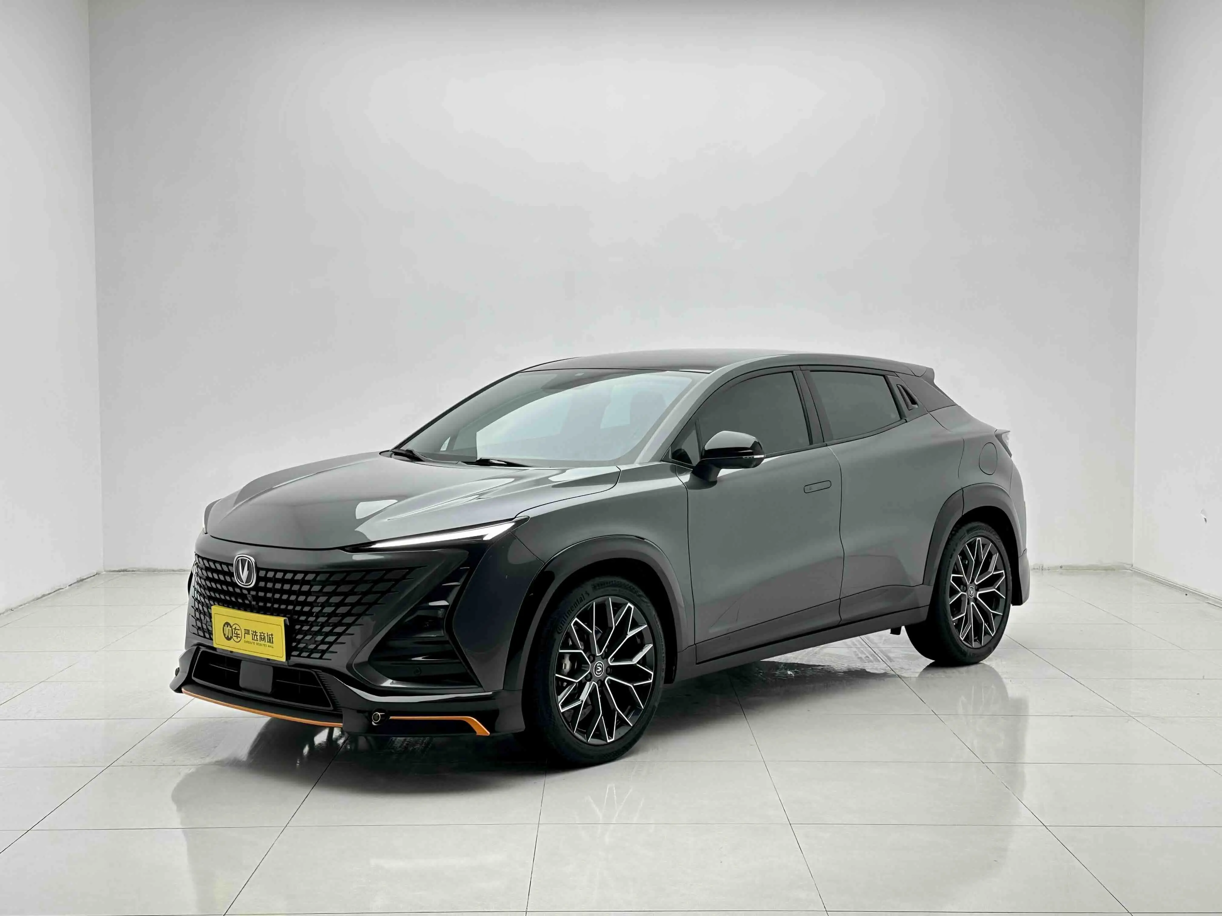 Changan UNI-T  из Китая