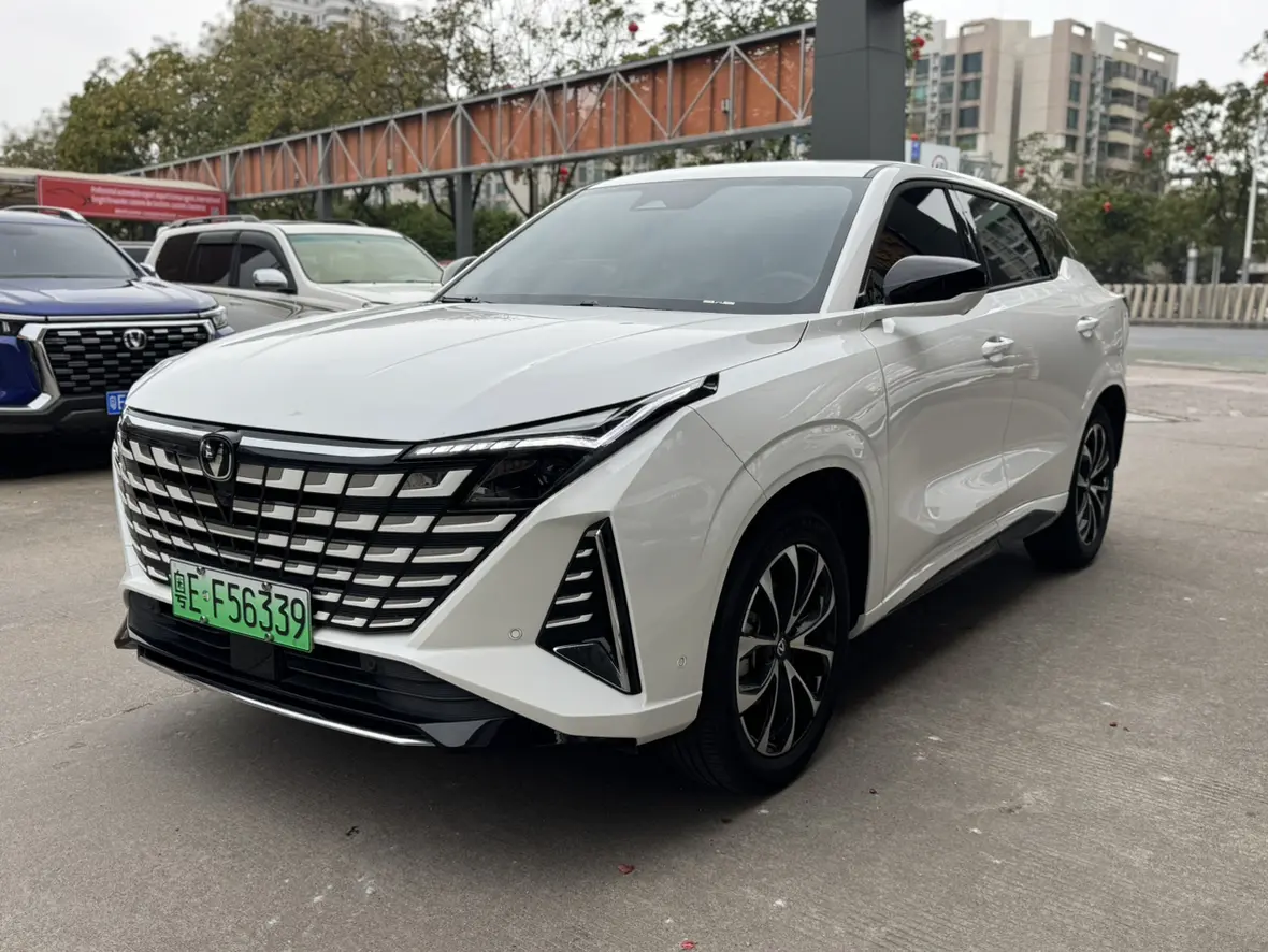 Changan UNI-Z PHEV  из Китая