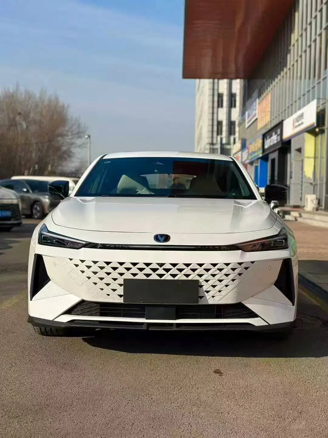 Changan UNI-V  из Китая