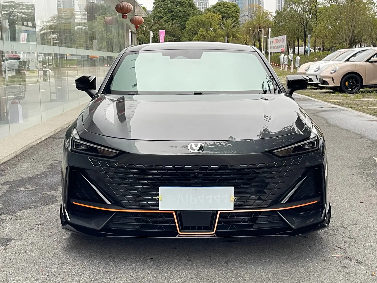 Changan UNI-V  из Китая