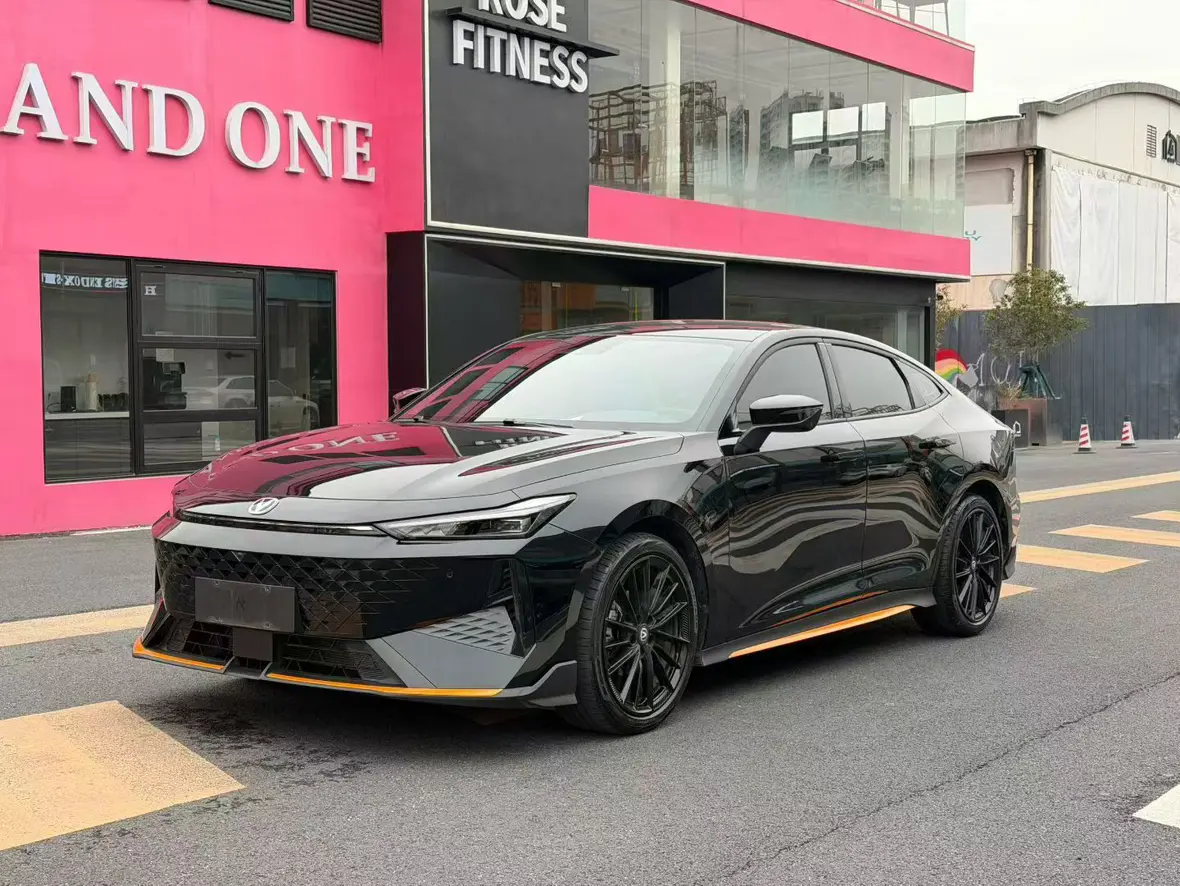 Changan UNI-V  из Китая