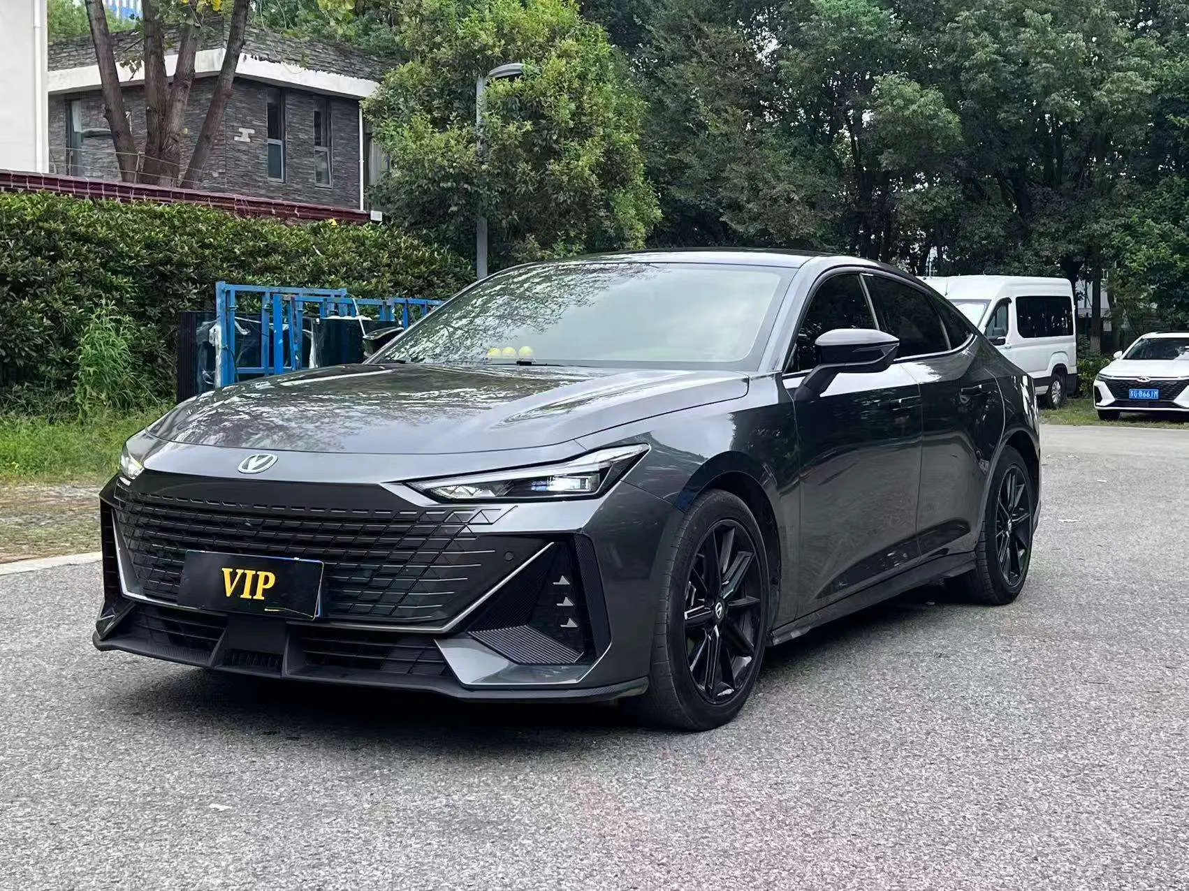 Changan UNI-V  из Китая