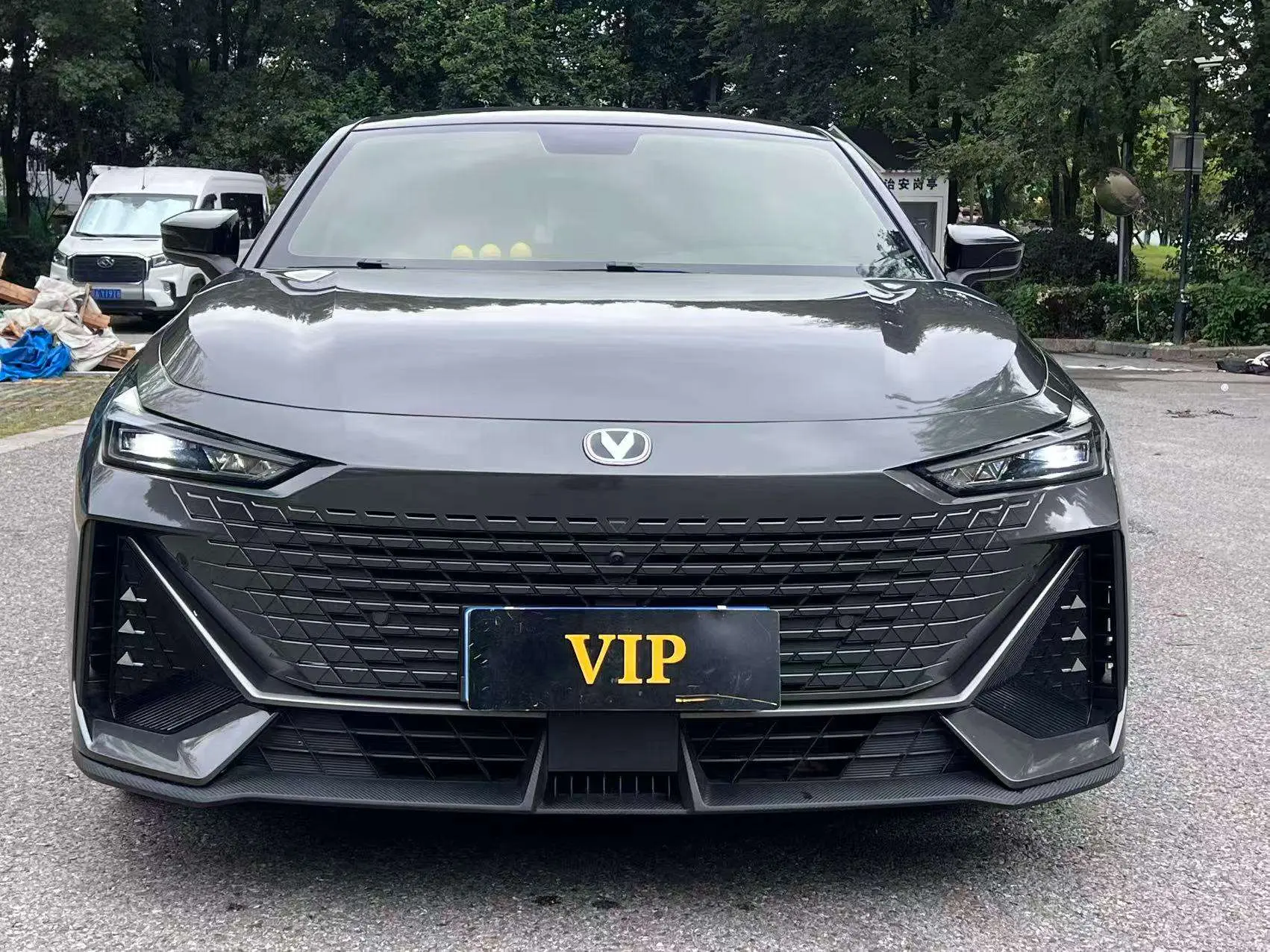 Changan UNI-V  из Китая