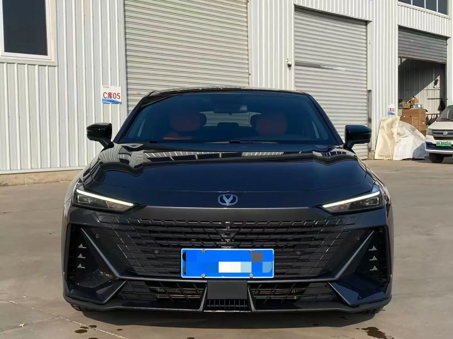 Changan UNI-V  из Китая