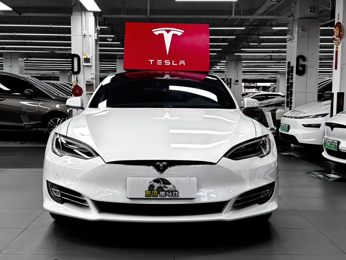 Tesla Model S  из Китая