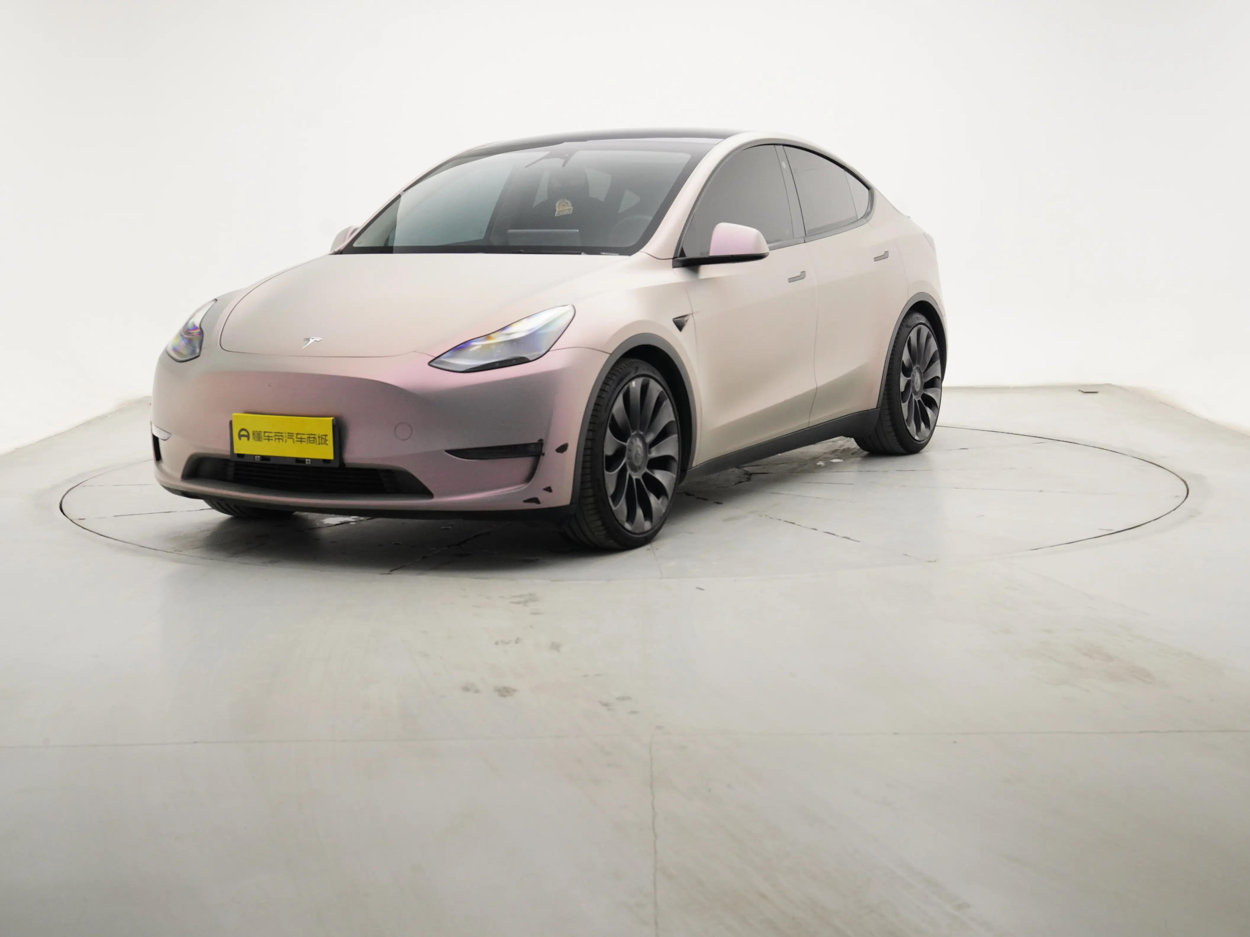 Tesla Model Y  из Китая