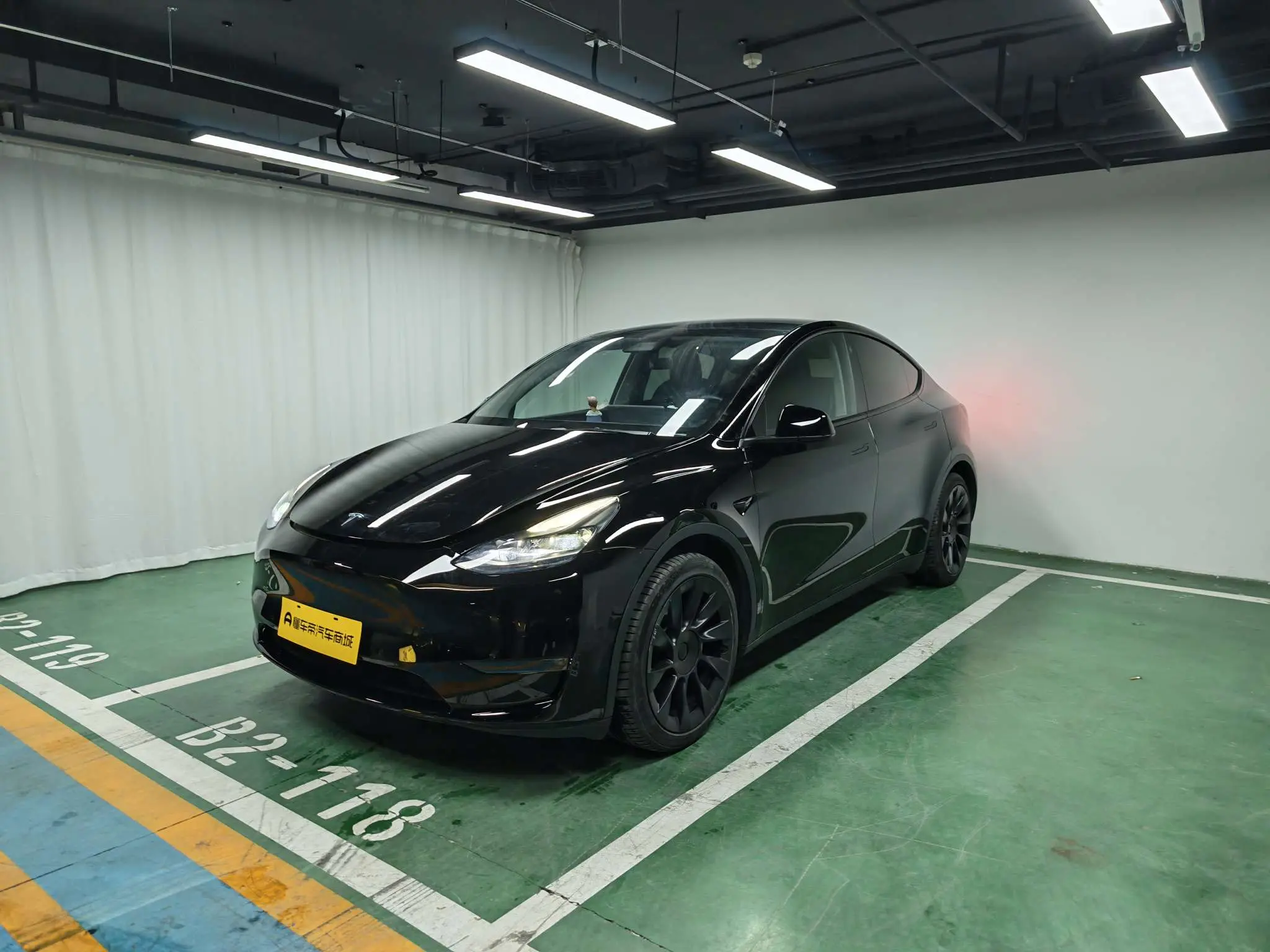 Tesla Model Y  из Китая