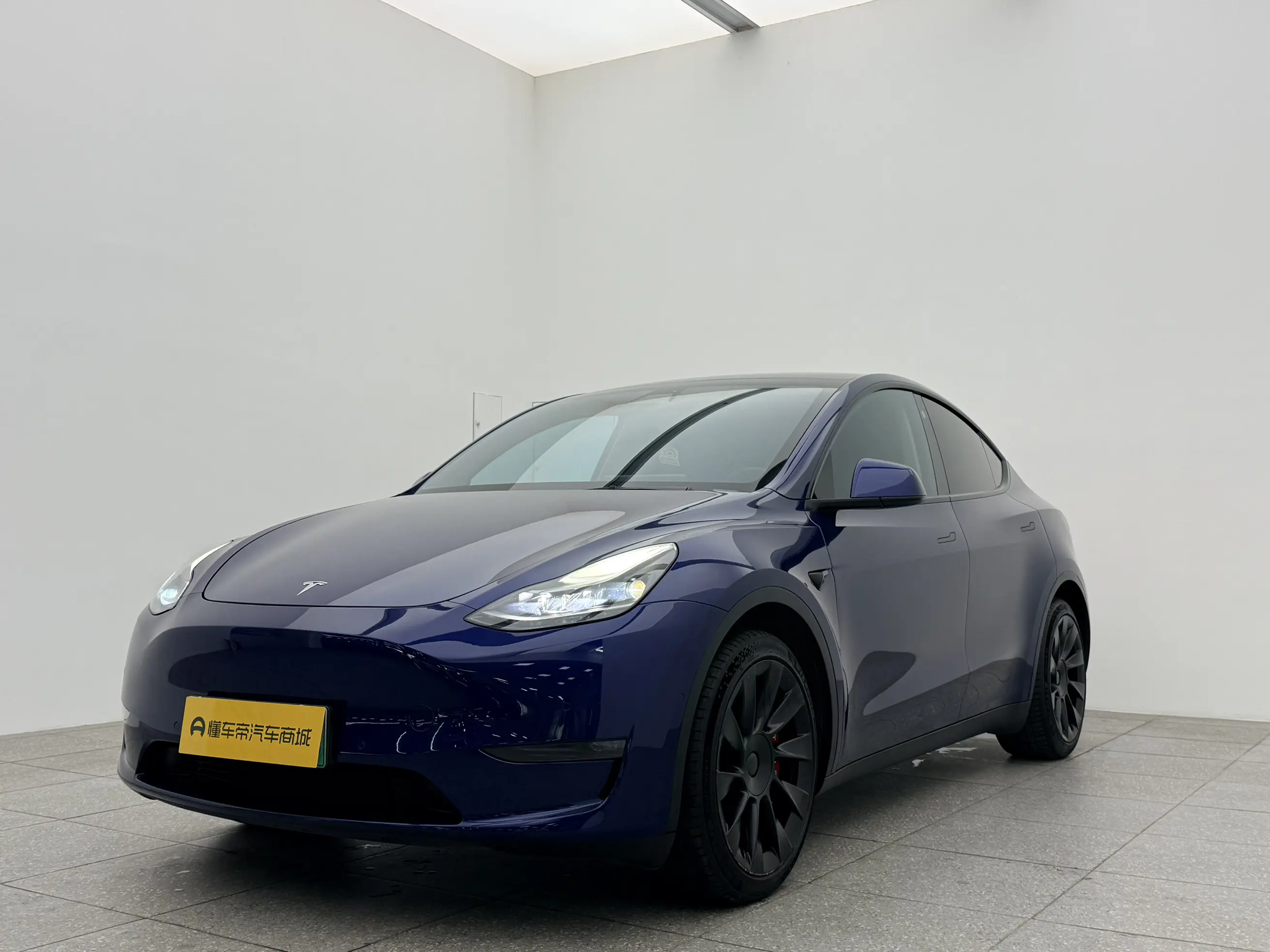 Tesla Model Y  из Китая