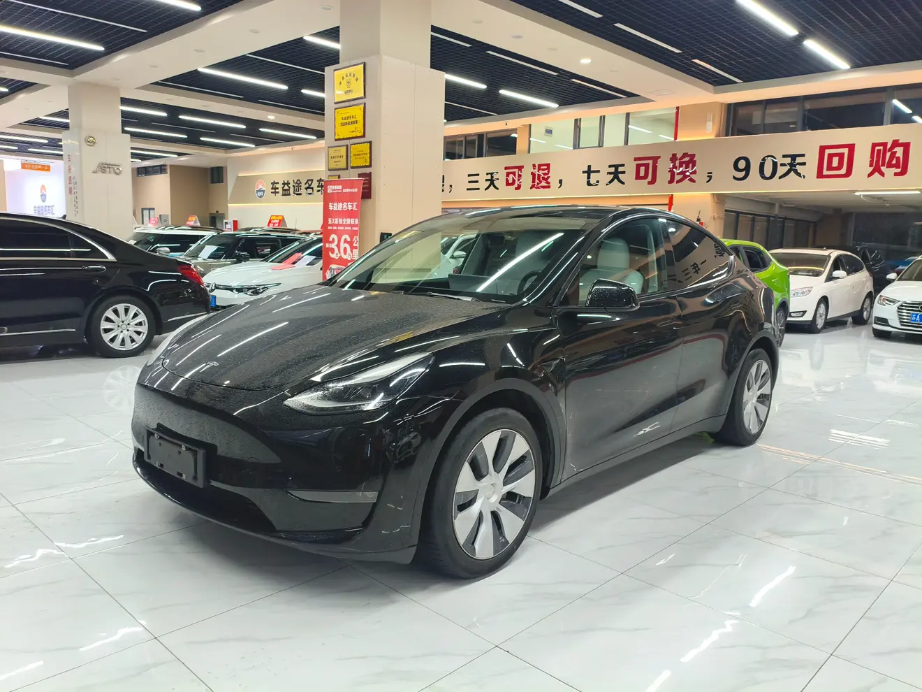 Tesla Model Y  из Китая