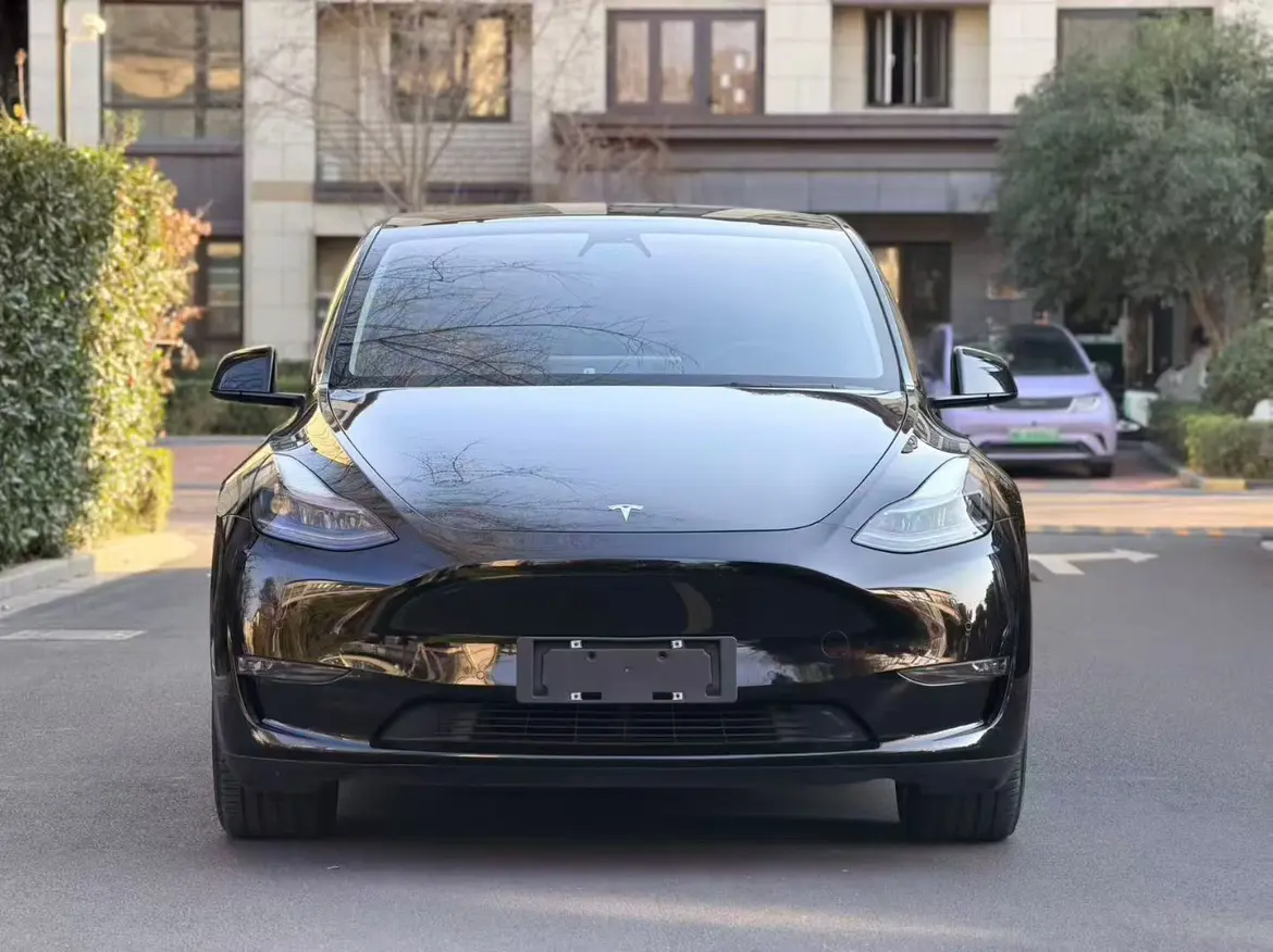 Tesla Model Y  из Китая