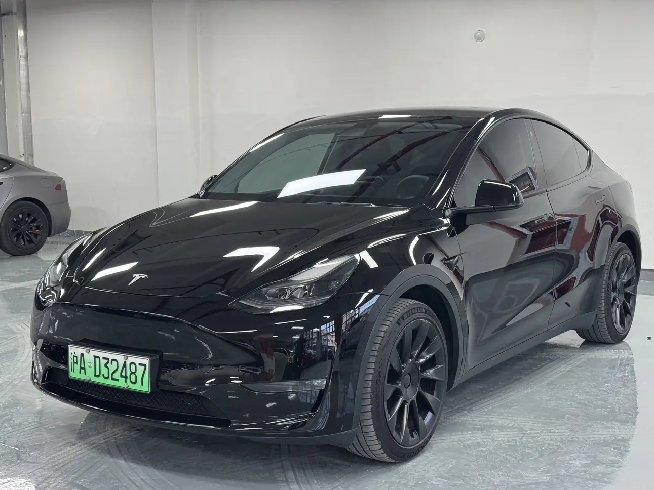 Tesla Model Y  из Китая