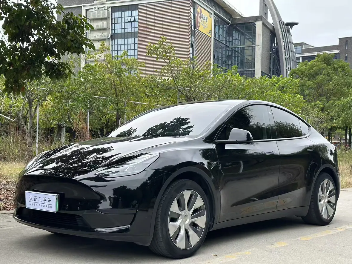Tesla Model Y  из Китая