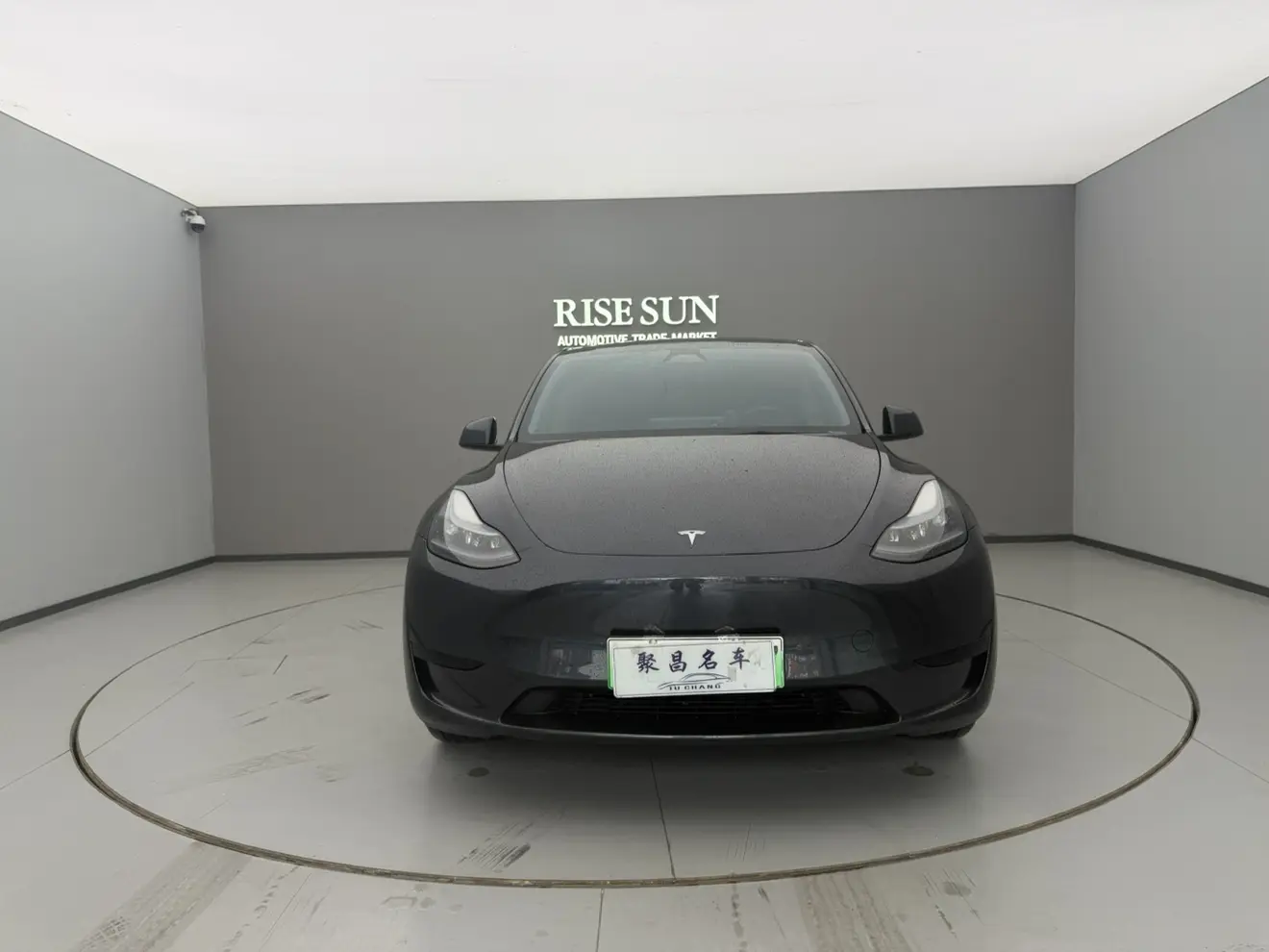 Tesla Model Y  из Китая
