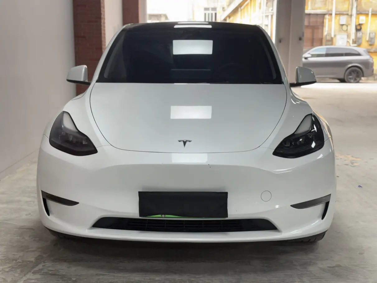 Tesla Model Y  из Китая
