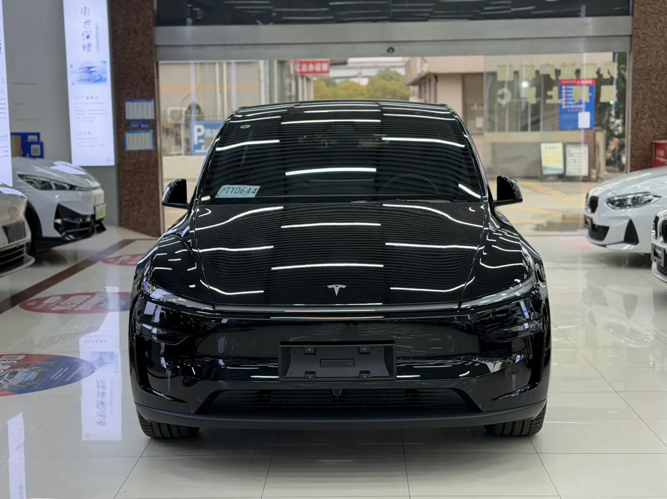 Tesla Model Y  из Китая