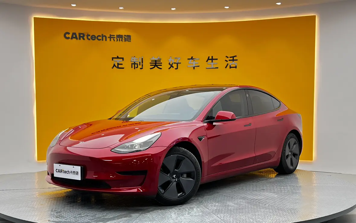 Tesla Model 3  из Китая