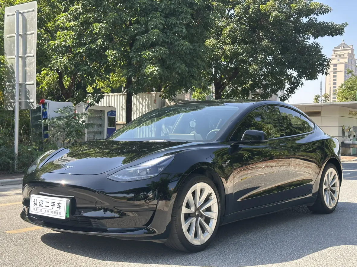 Tesla Model 3  из Китая
