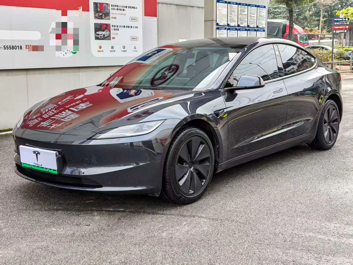 Tesla Model 3  из Китая