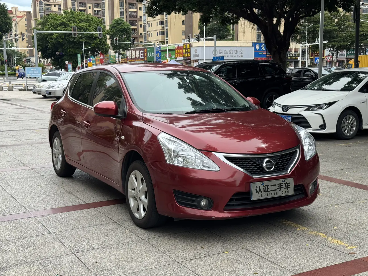 Nissan Tiida
