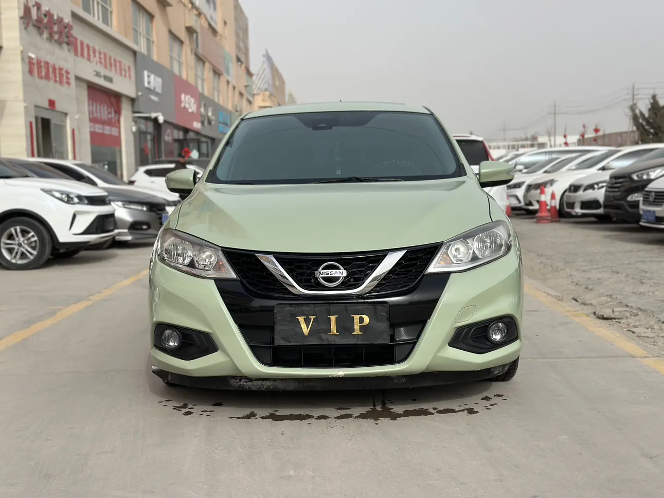 Nissan Tiida  из Китая