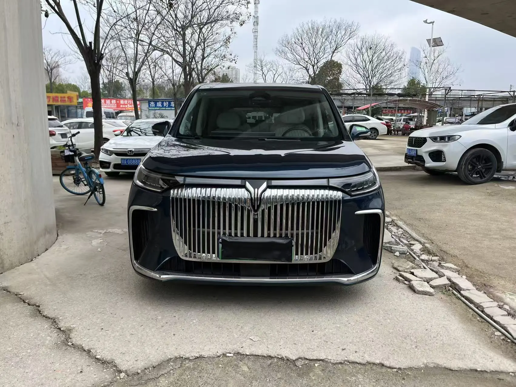 Voyah Lantu Dreamer PHEV  из Китая