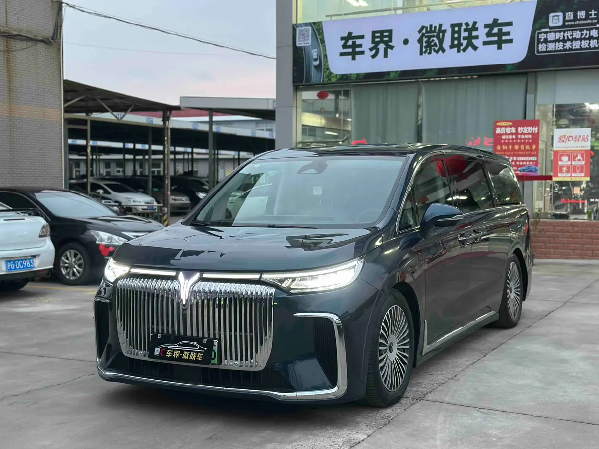 Voyah Lantu Dreamer PHEV  из Китая