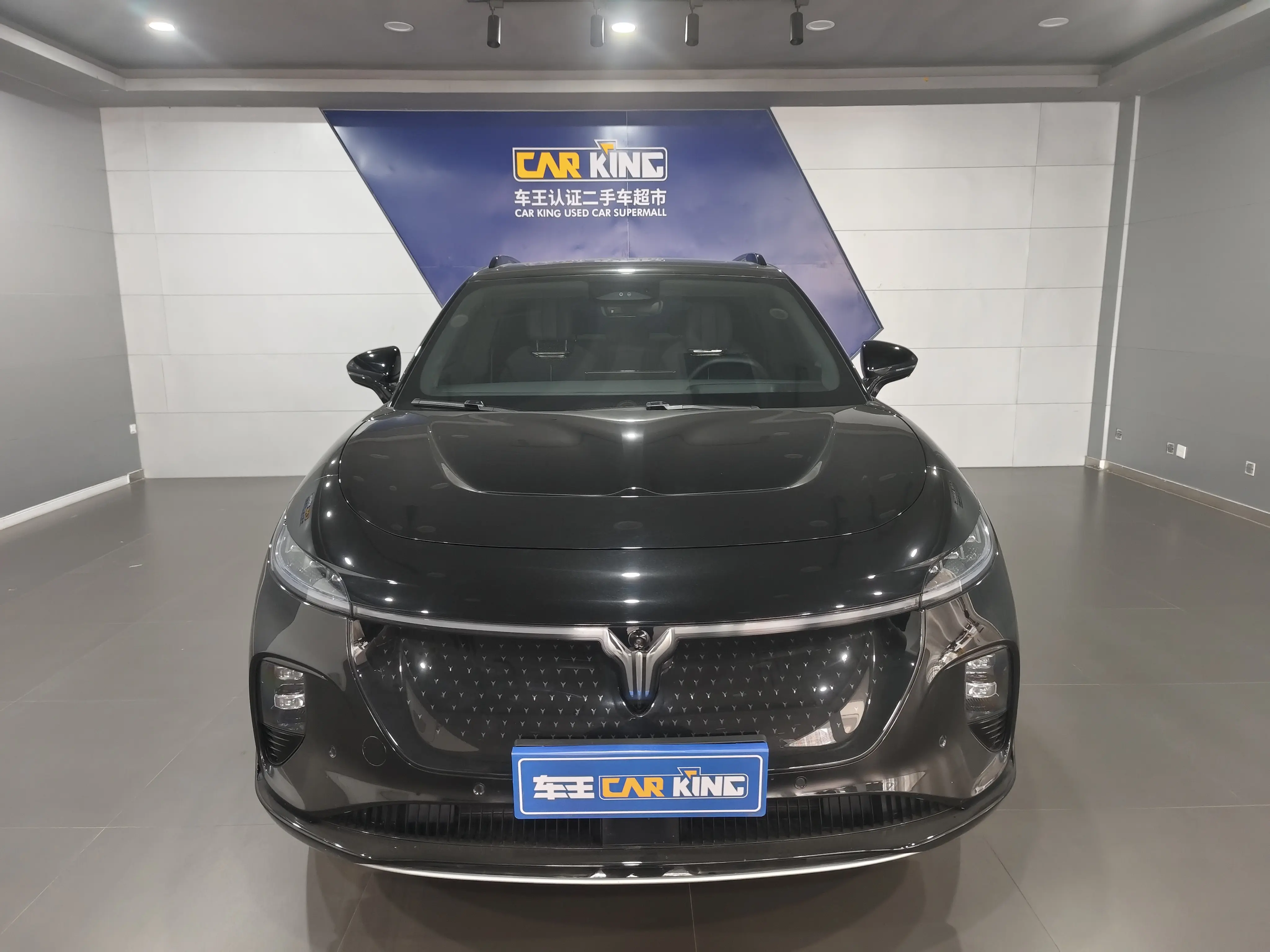 Voyah Courage  из Китая