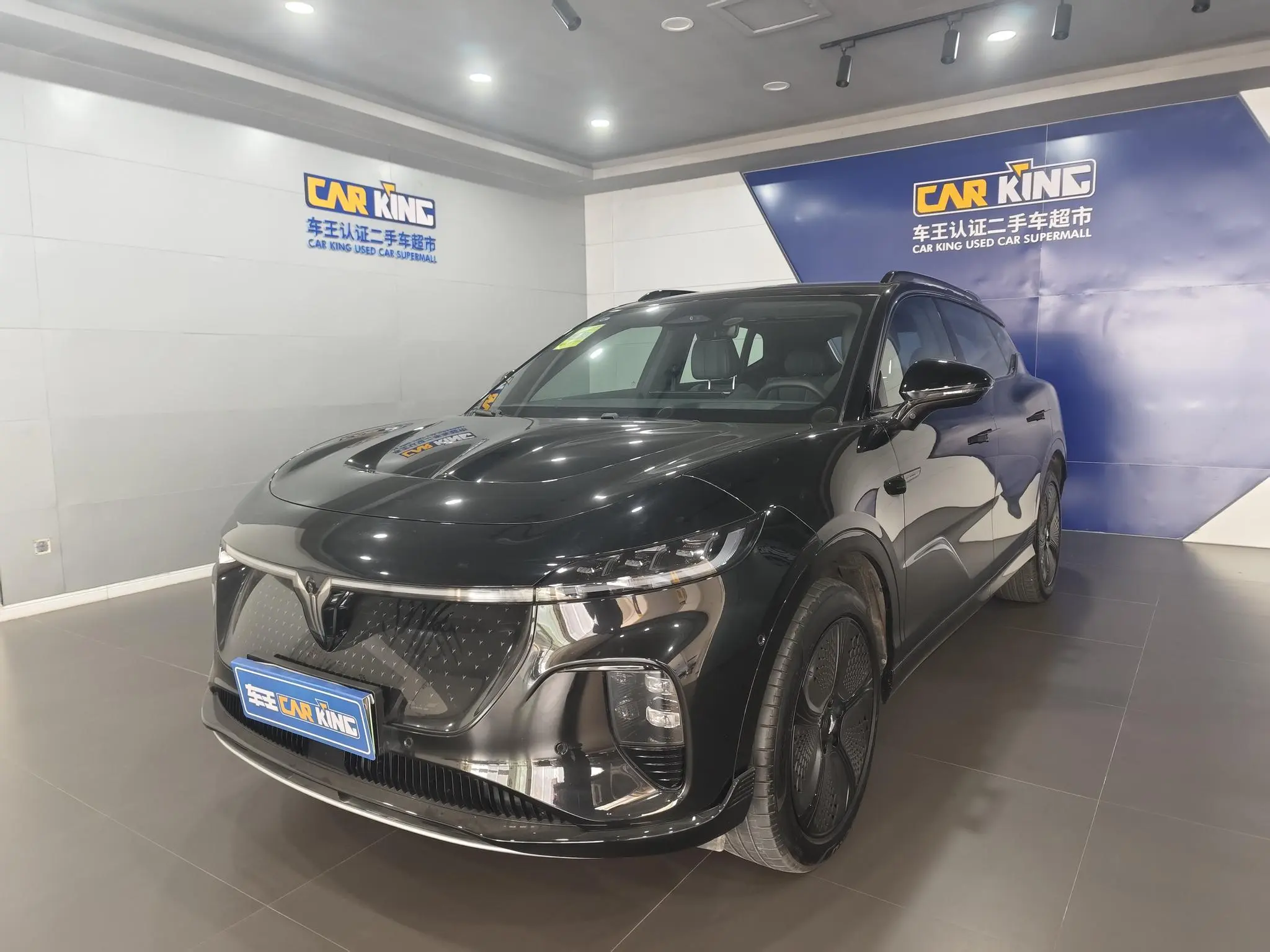 Voyah Courage  из Китая