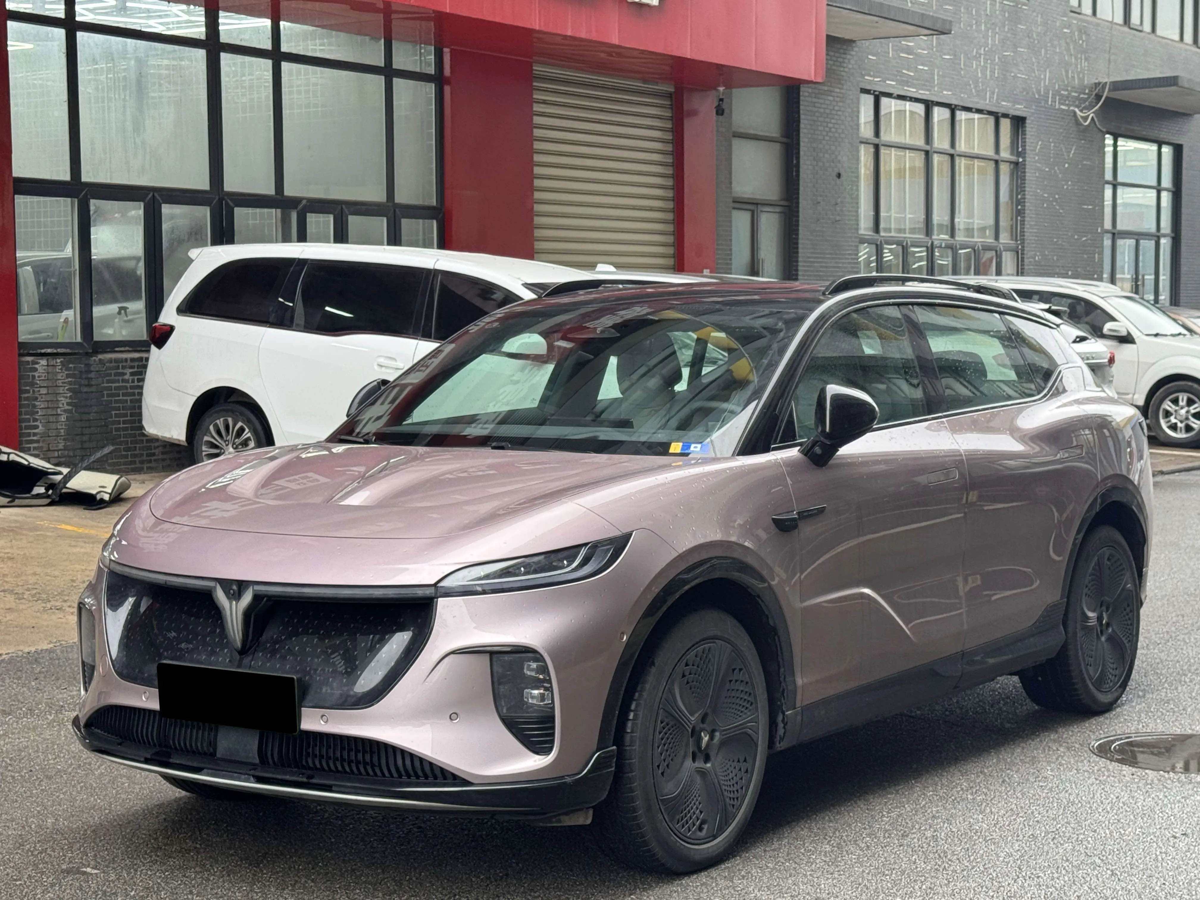 Voyah Courage  из Китая