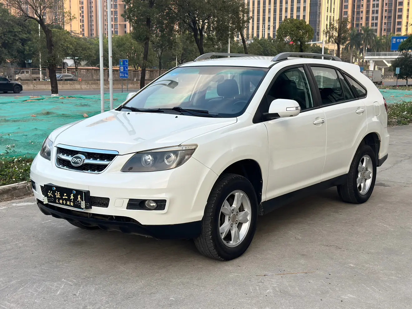 BYD S6  из Китая