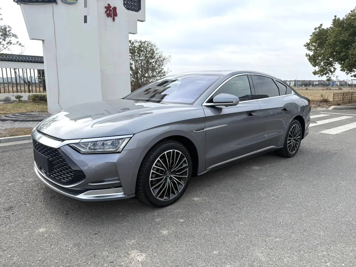 BYD HAN DM  из Китая