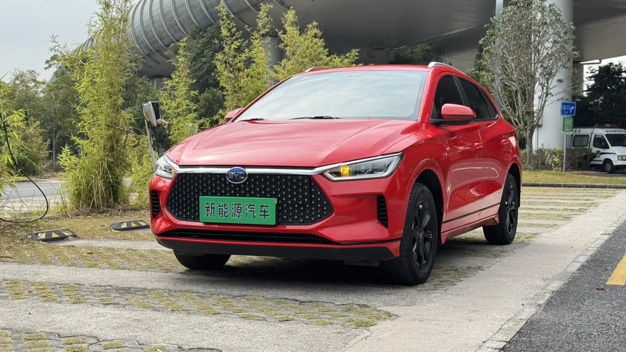 BYD e2  из Китая