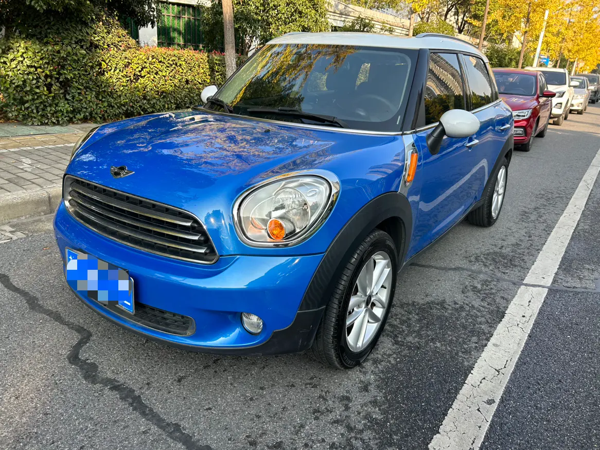 MINI COUNTRYMAN