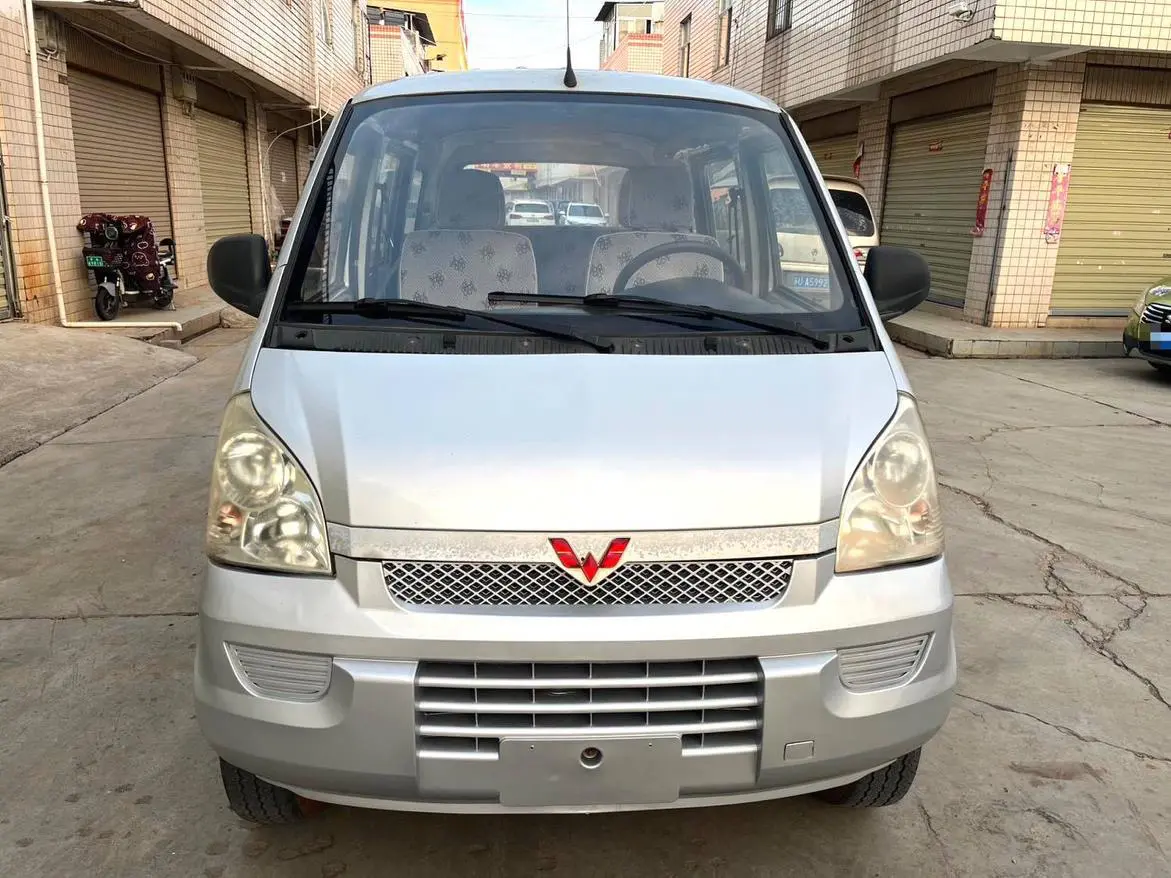 Wuling Rongguang  из Китая