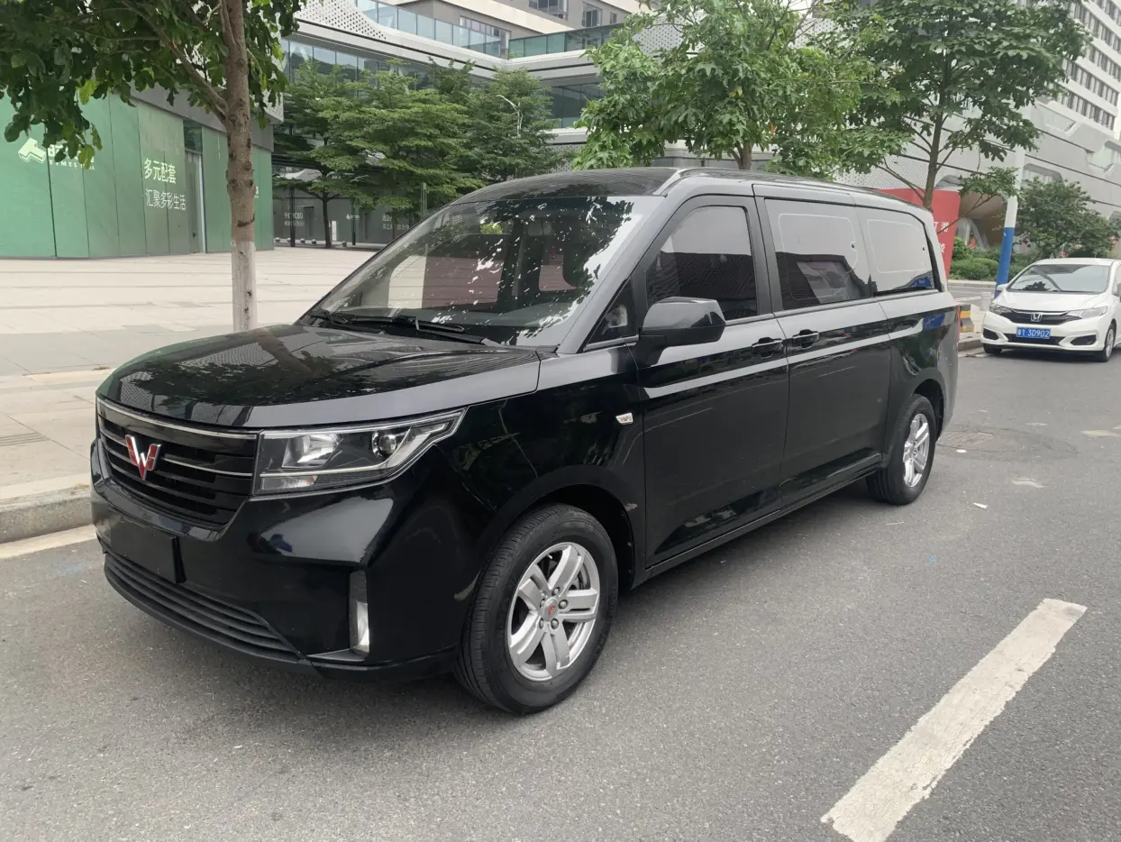 Wuling journey  из Китая