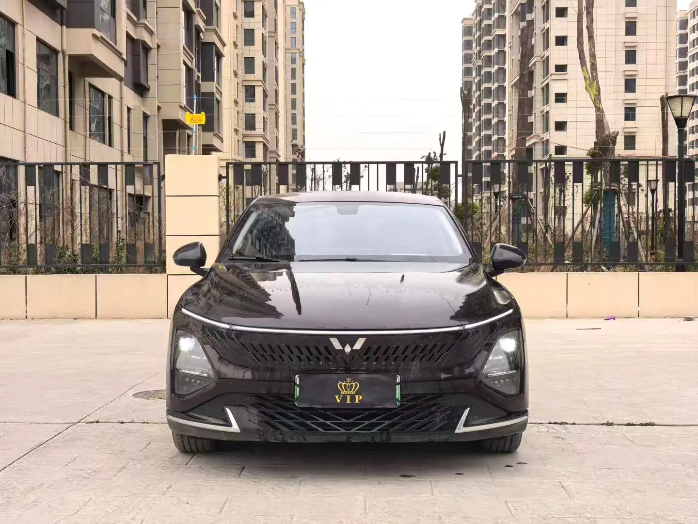 Wuling Starlight PHEV  из Китая