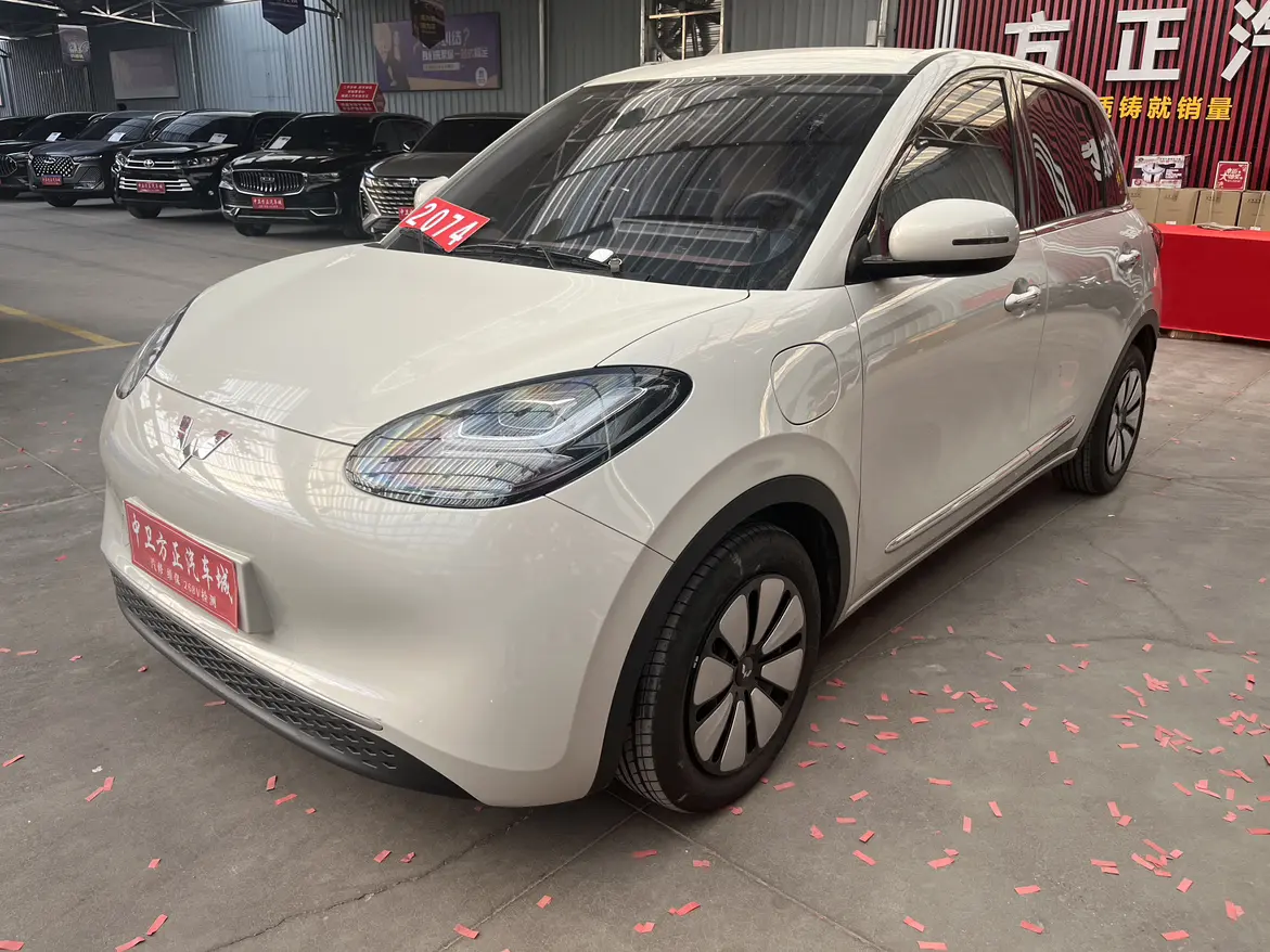Wuling Bingo  из Китая