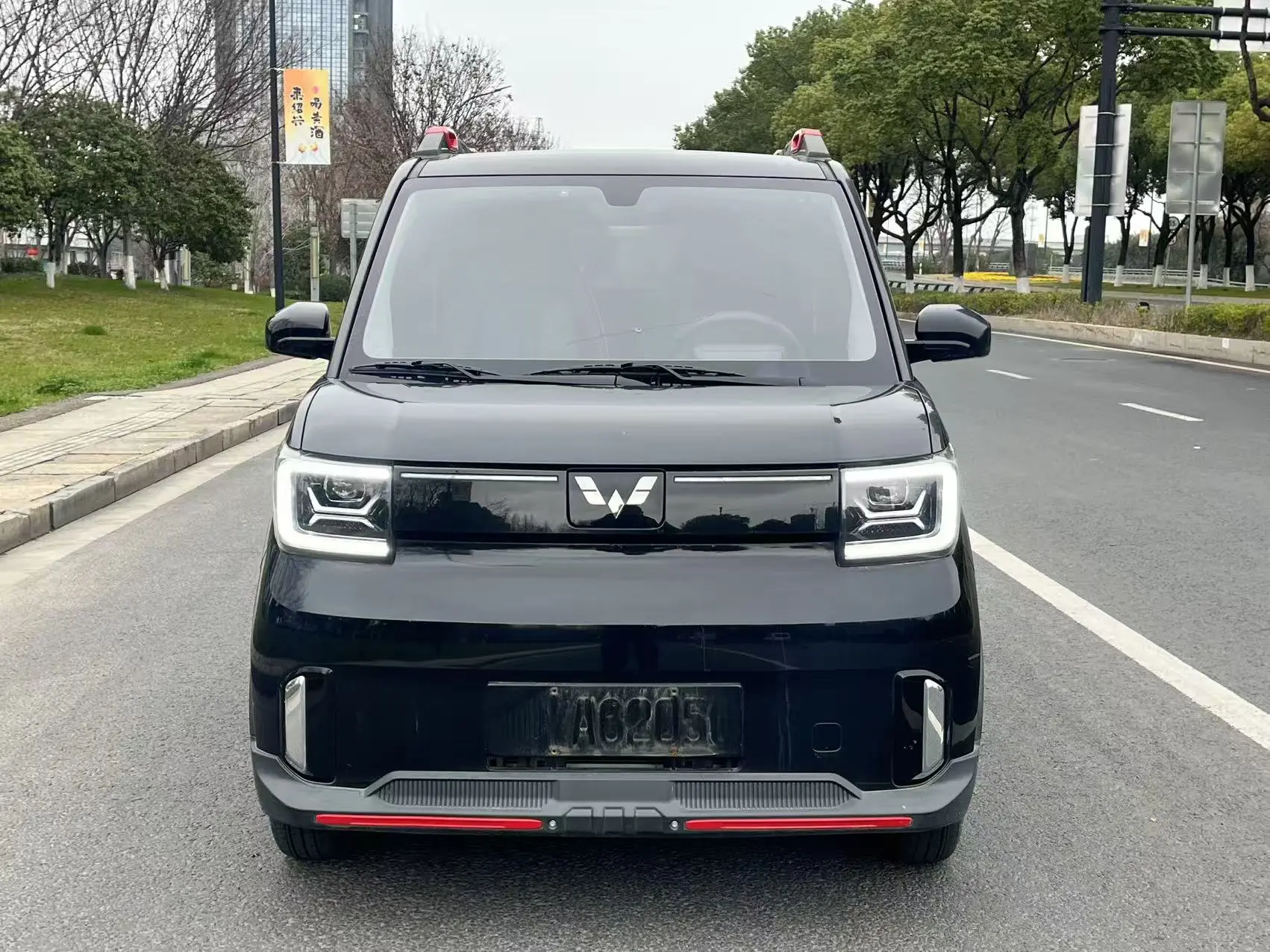 Wuling Hongguang MINIEV  из Китая