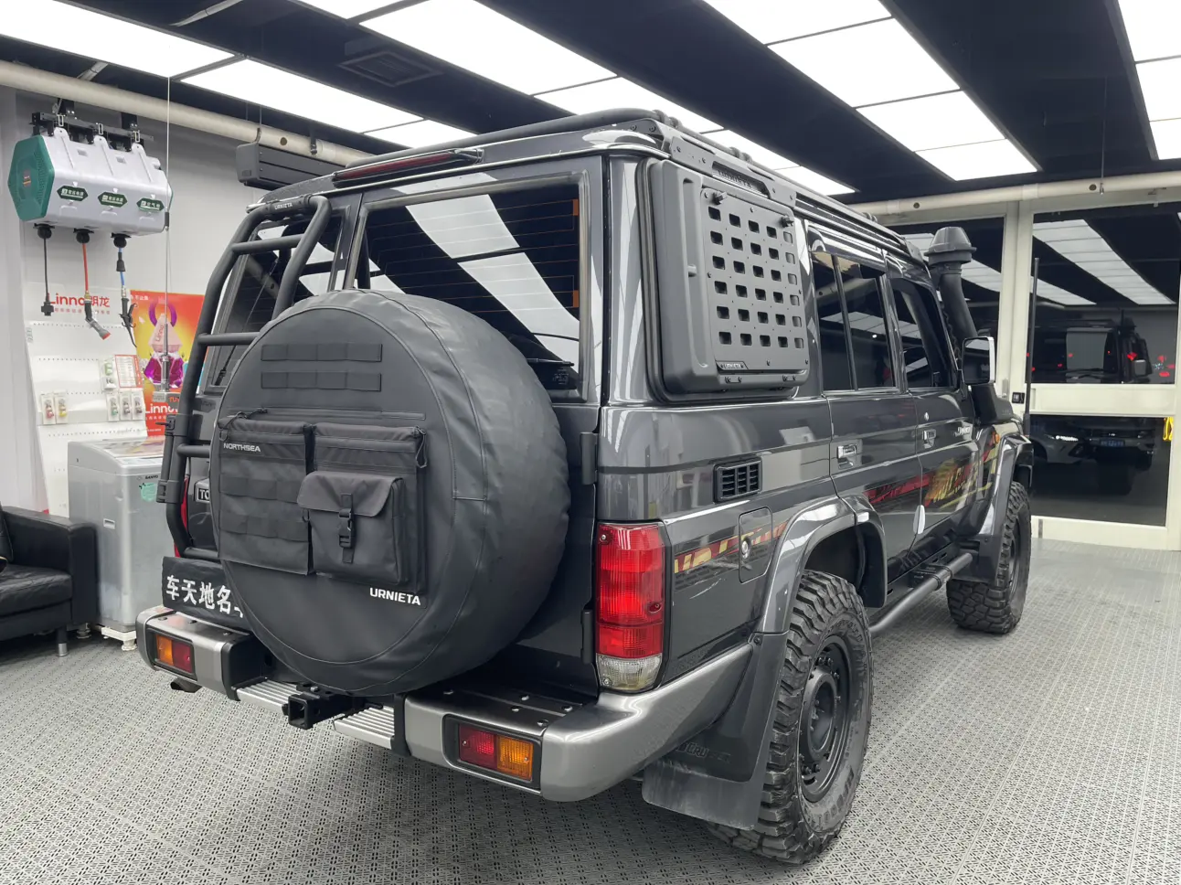 Toyota Land Cruiser 70 Series