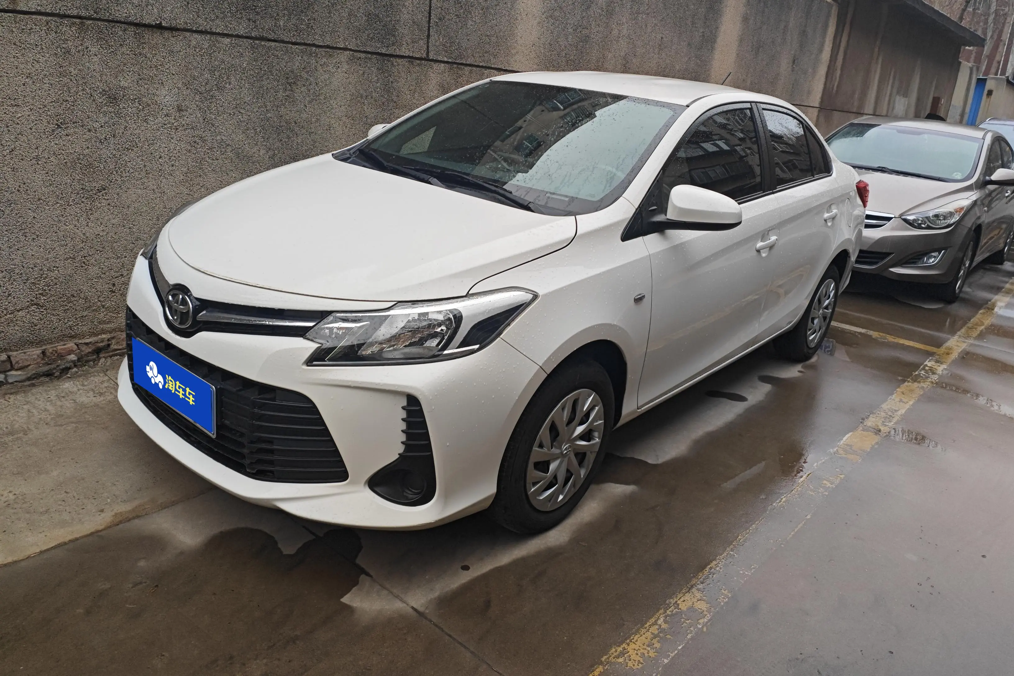 Toyota Vios  из Китая