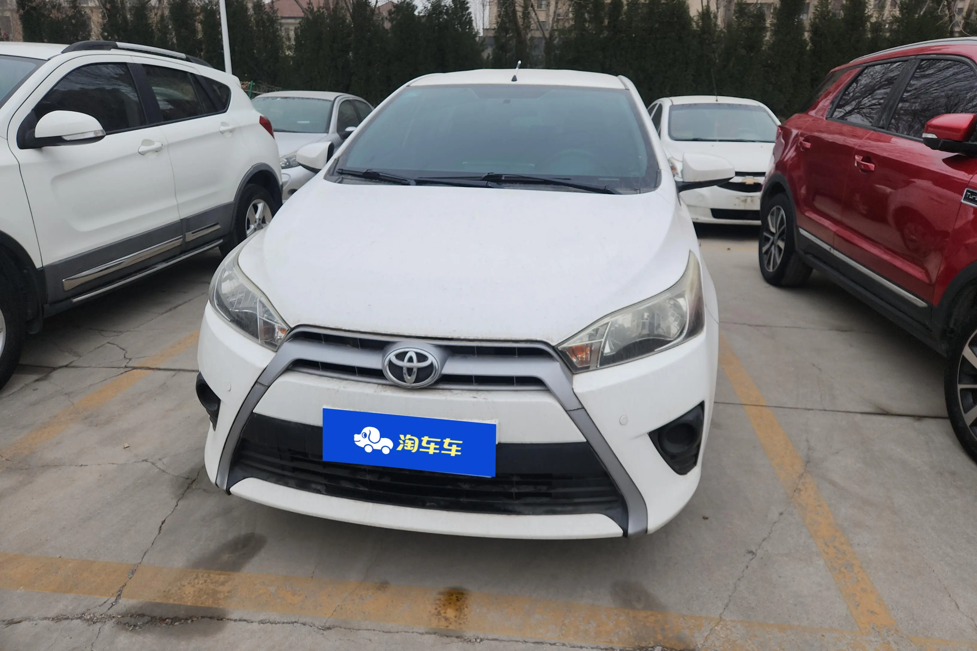 Toyota Yaris L  из Китая