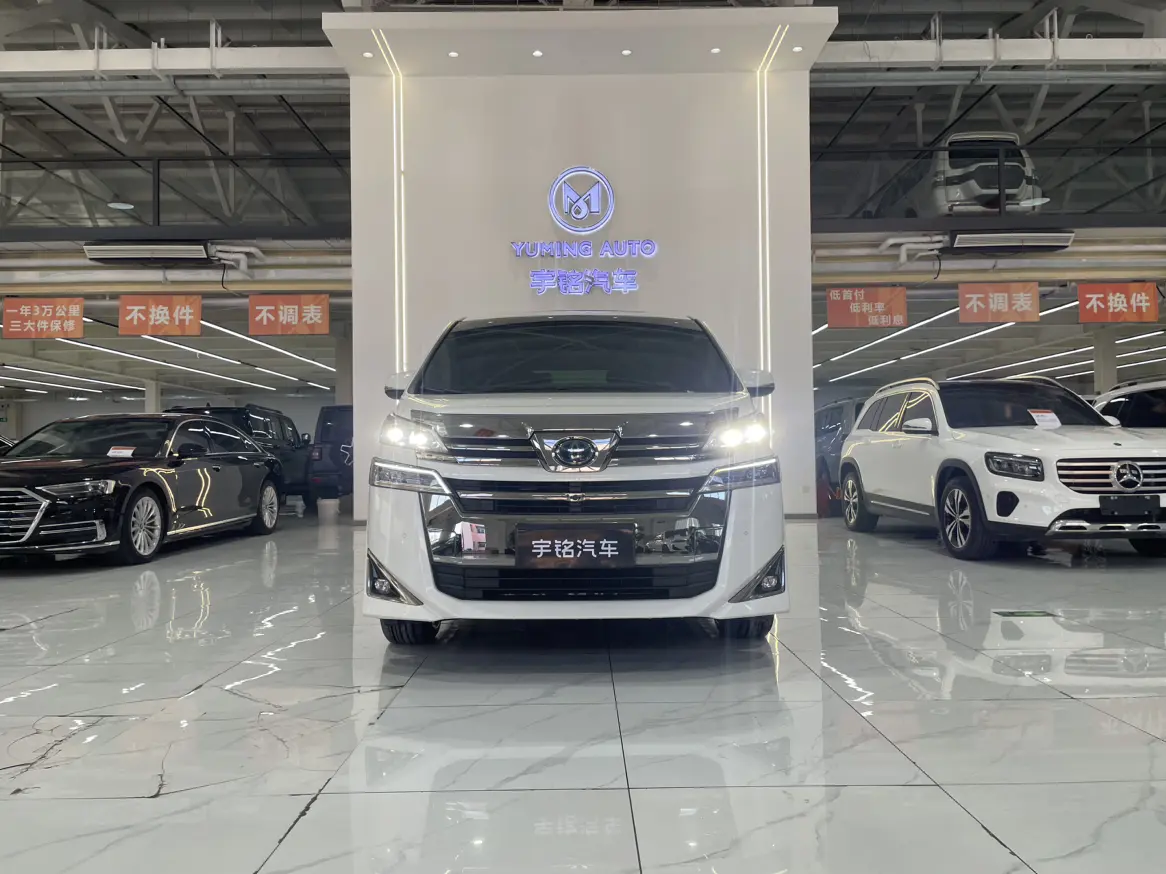 Toyota Crown Wellfire (Wilfa)  из Китая