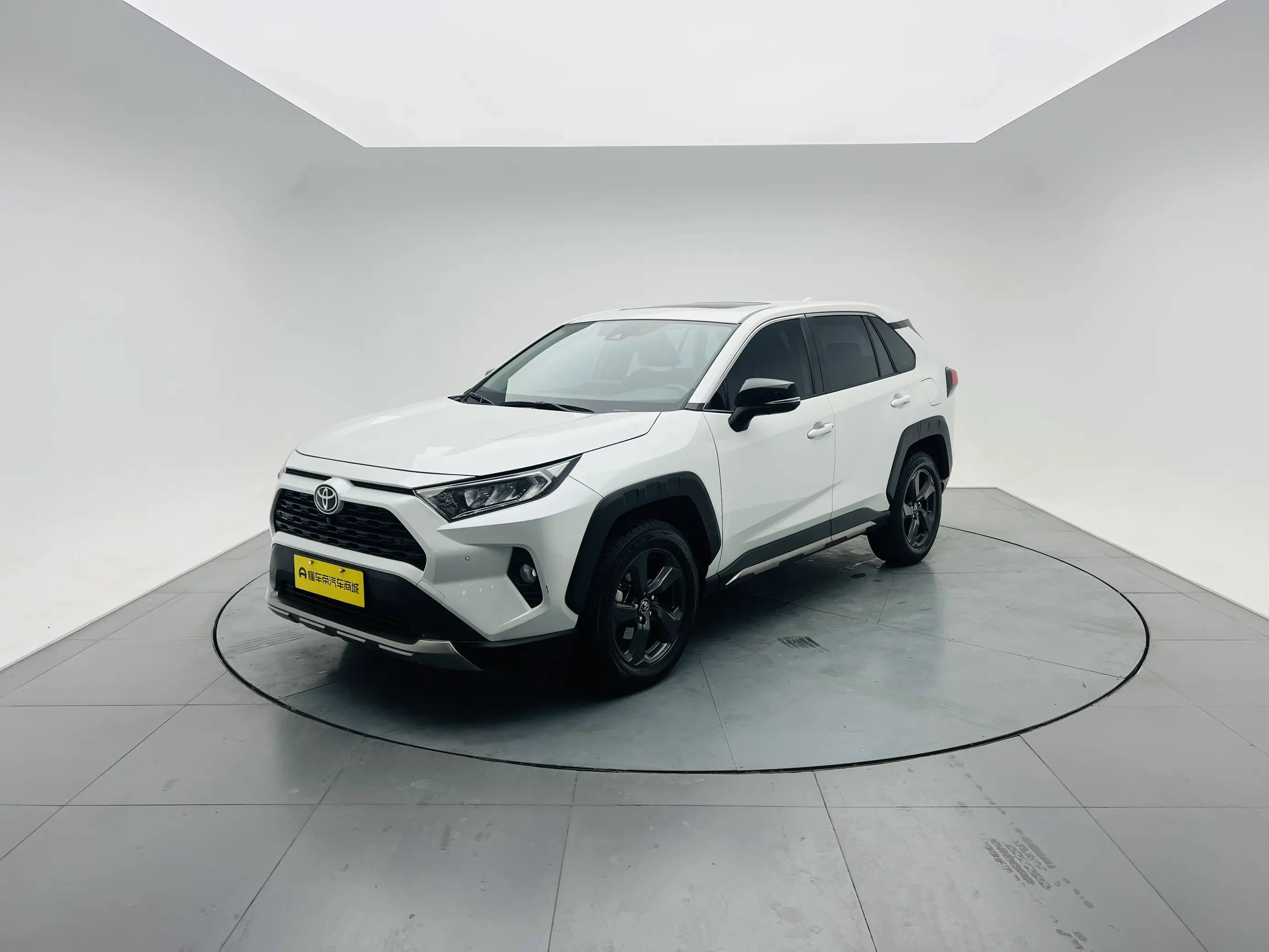 Toyota RAV4  из Китая
