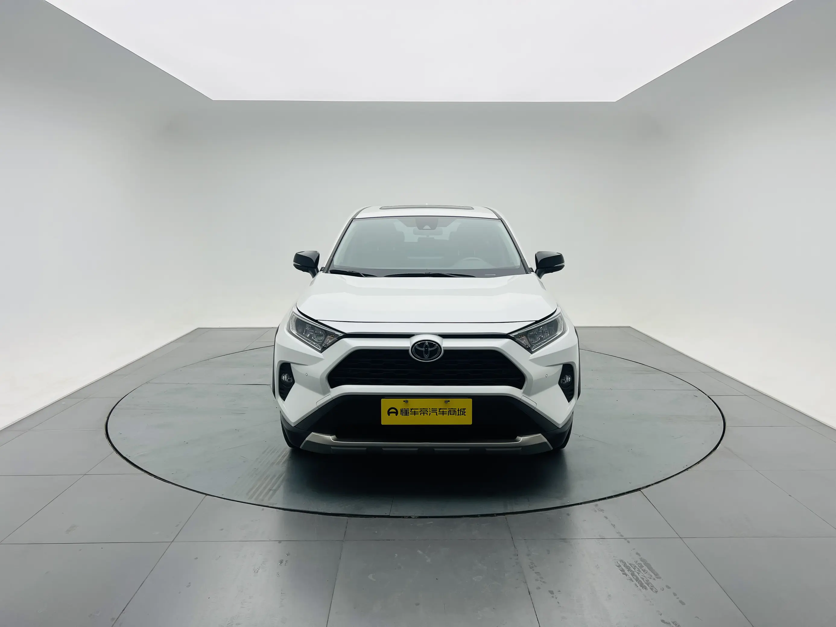 Toyota RAV4  из Китая